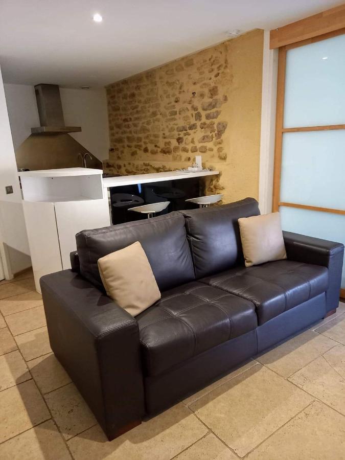 Les Chambres Du Vieux Bistrot Cabrieres-d'Avignon Bagian luar foto